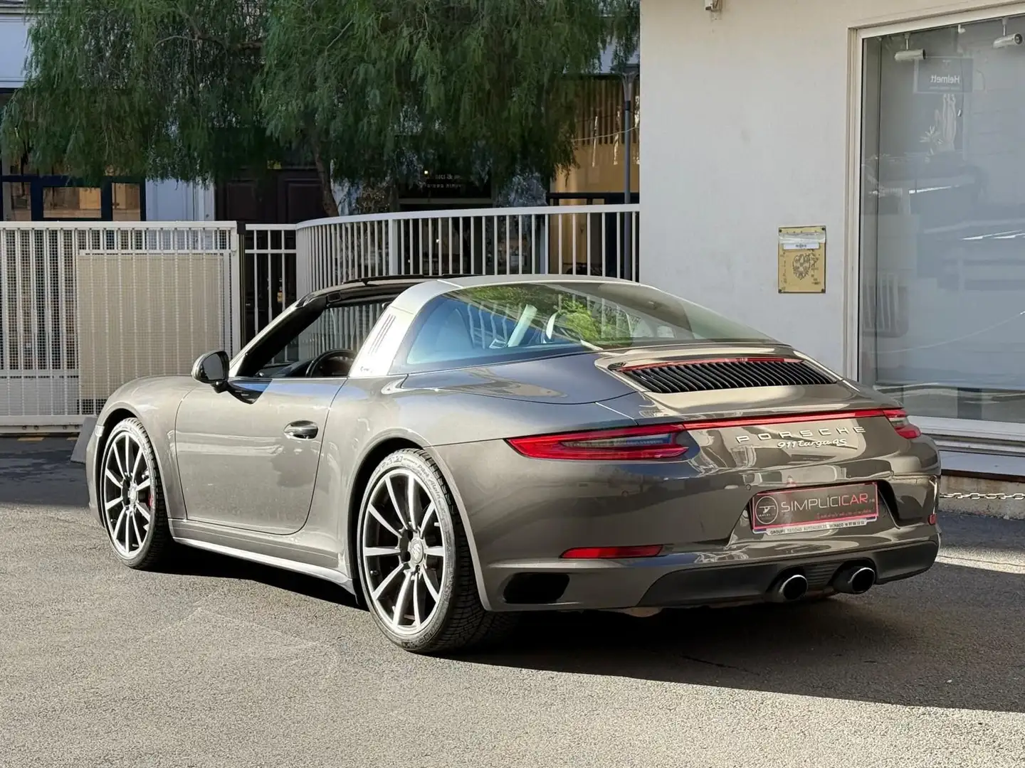 Porsche Targa Gris - 2