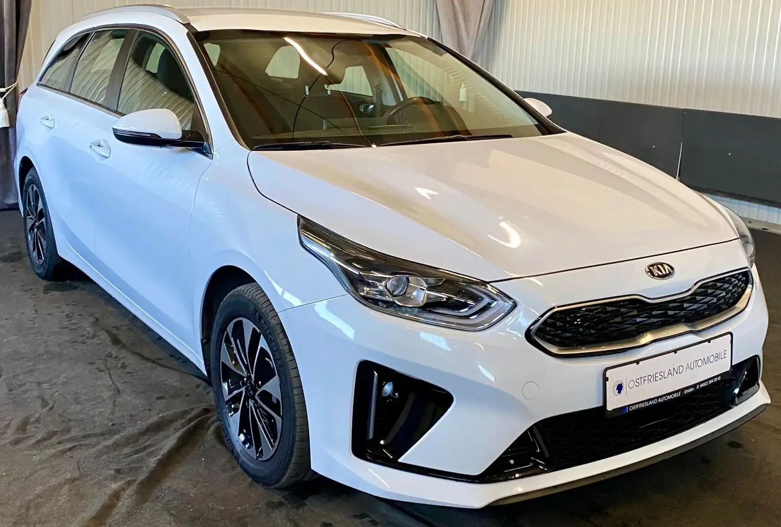 Kia Ceed SW / cee'd SW Ceed Sportswagon Plug-in Hybrid Vision, LED Fehér - 1
