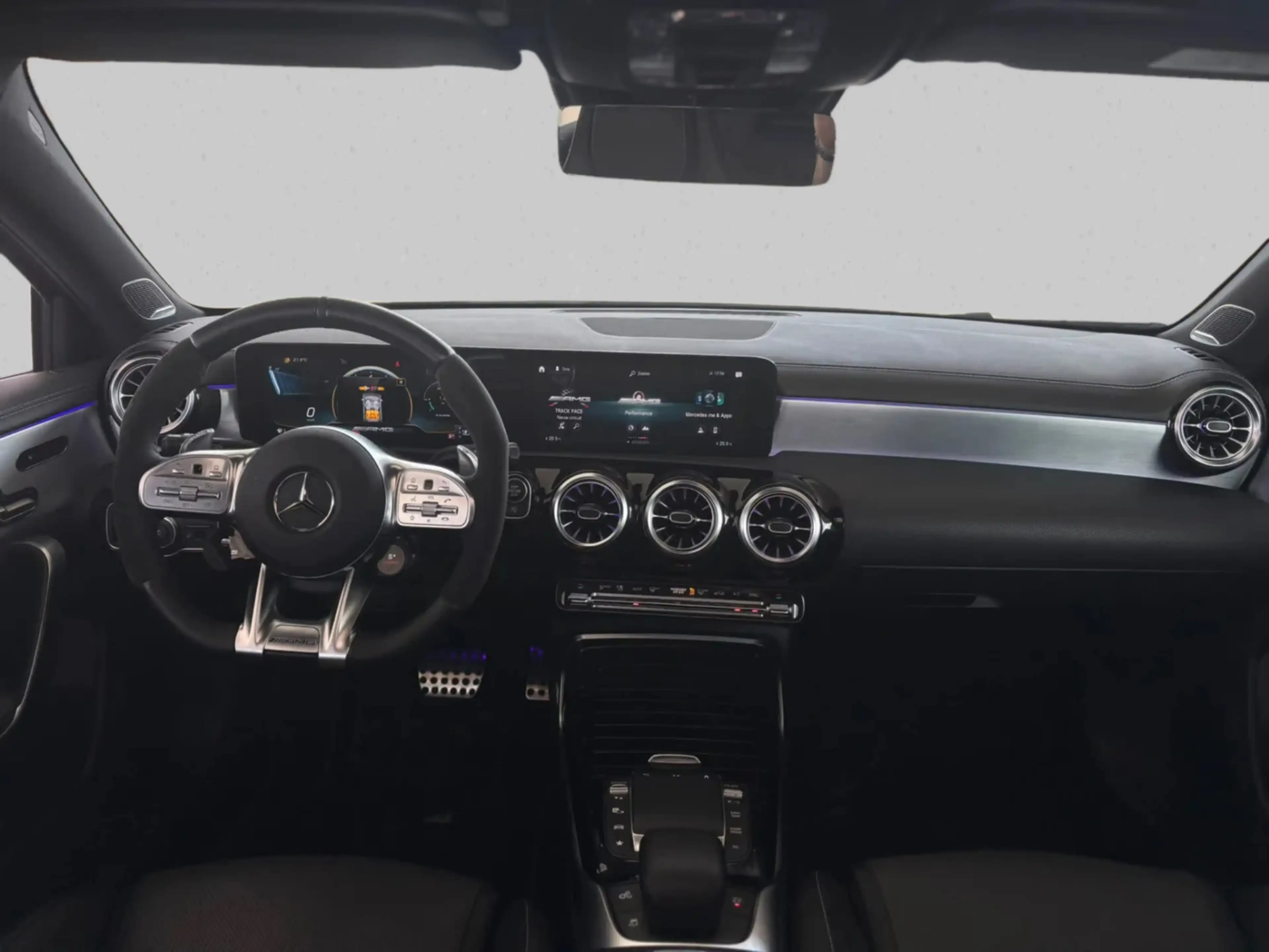 Mercedes-Benz A 45 AMG S 4MATIC+ (Panorama, Schaalstoelen, Performance Pa — photo 2