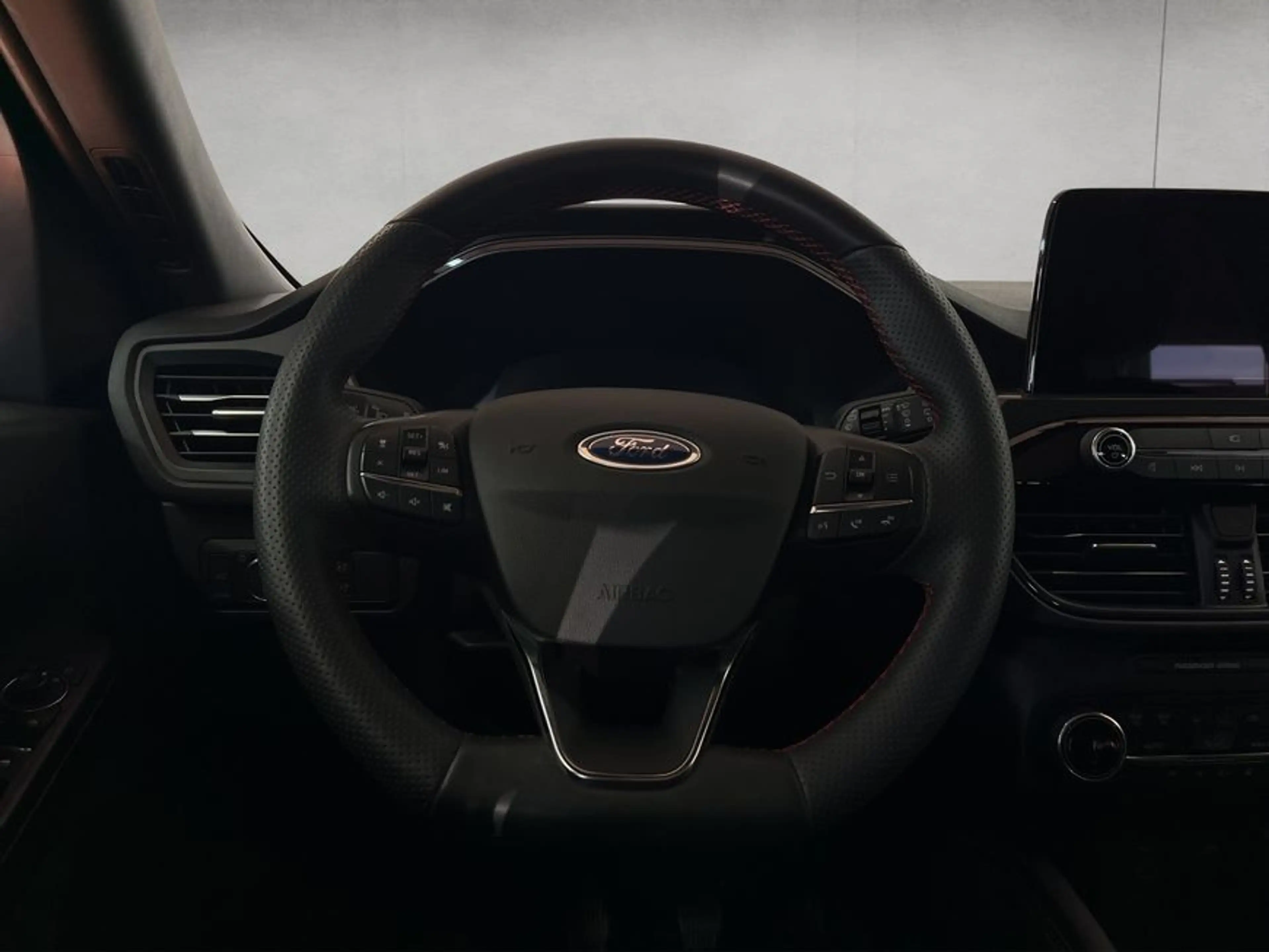 Ford Kuga 1.5 EcoBoost ST-LINE X — photo 10