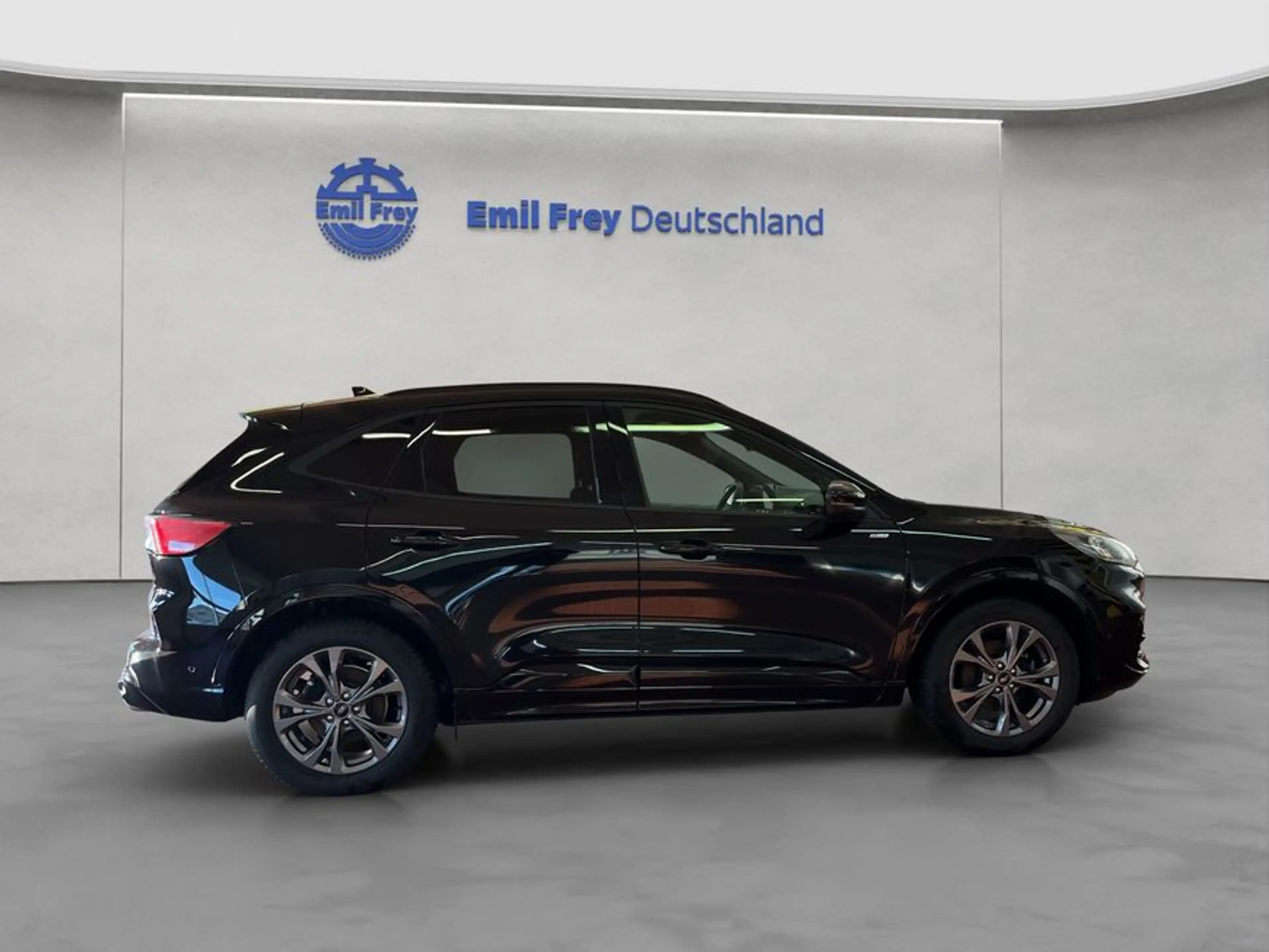 Ford Kuga 1.5 EcoBoost ST-LINE X — photo 6
