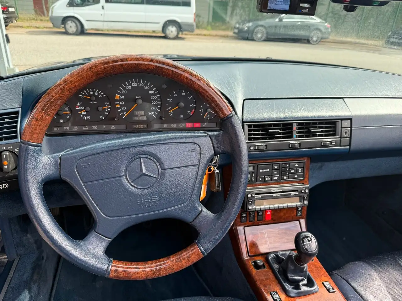Mercedes-Benz SL 280 (Tüv neu/Fondsitzen), foto 7