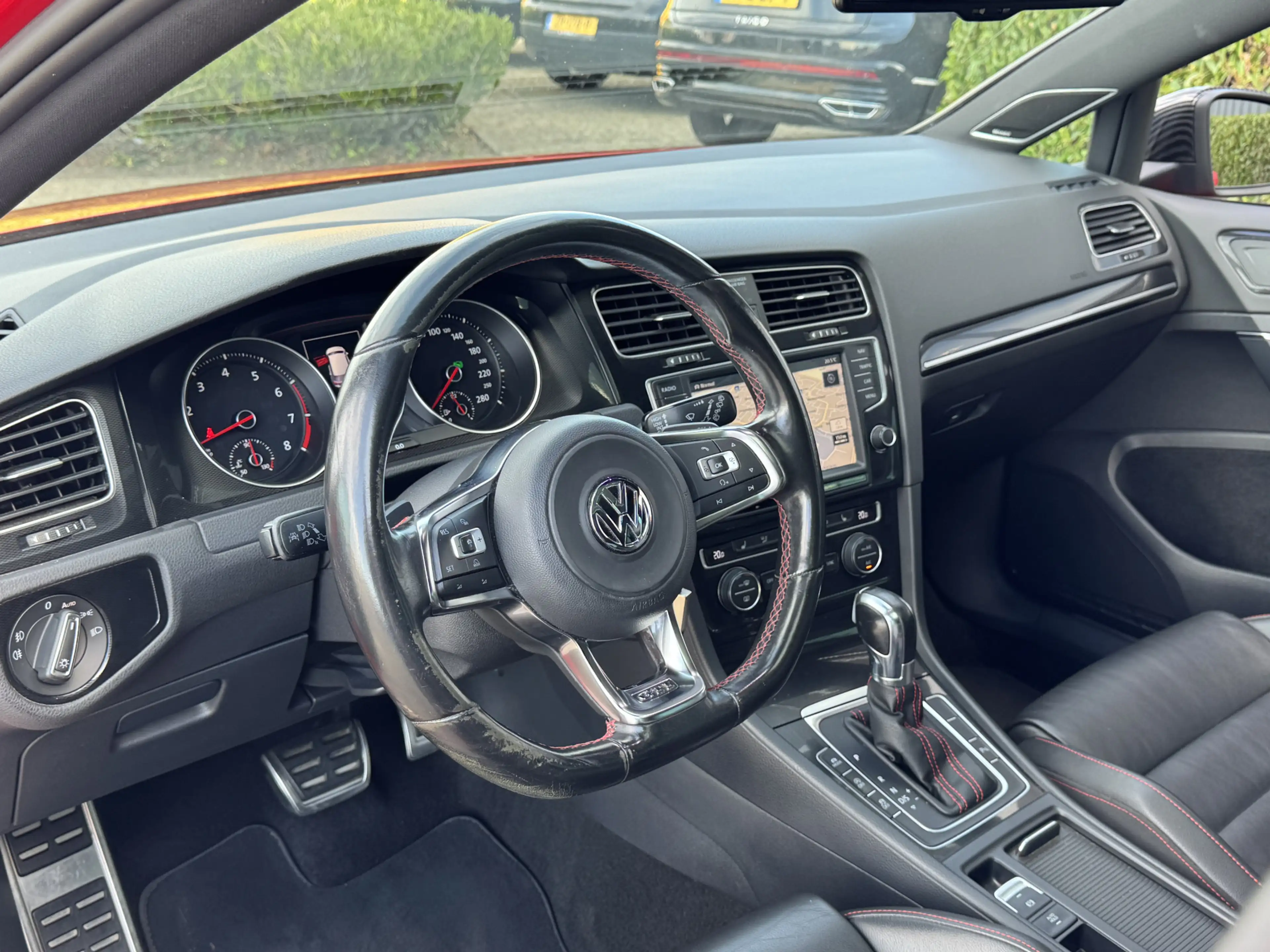 Volkswagen Golf GTI 7 Performance 2.0 TSI 320pk DSG / Aut. Pano Leder — photo 6