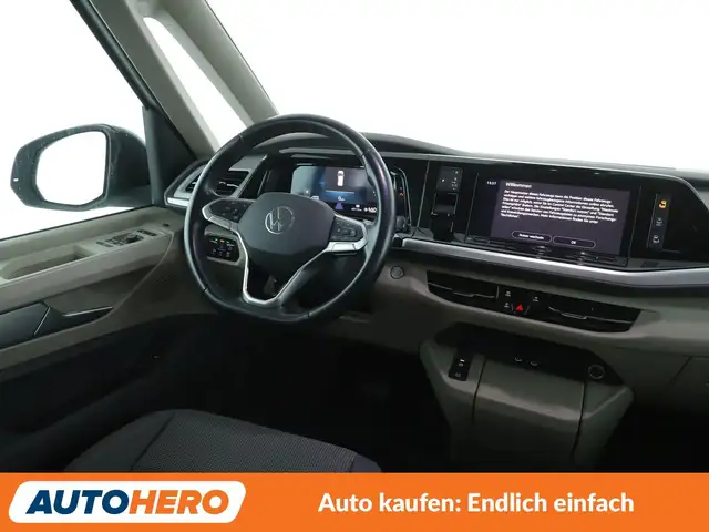 Volkswagen Multivan view 13