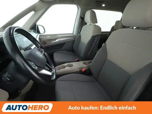 Volkswagen Multivan view 10