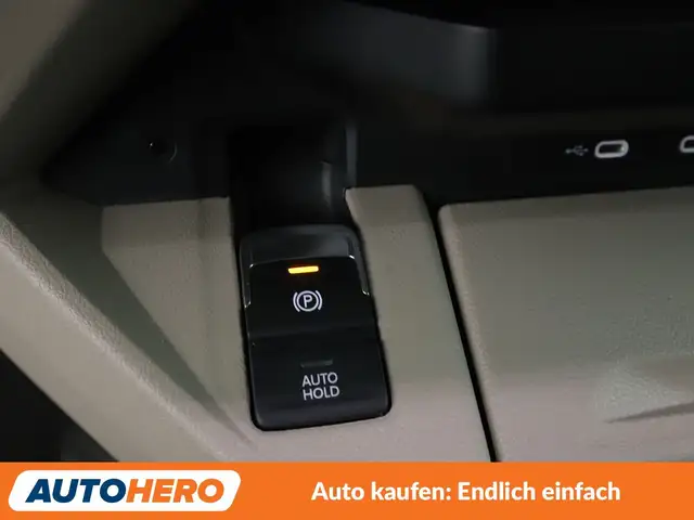 Volkswagen Multivan view 24