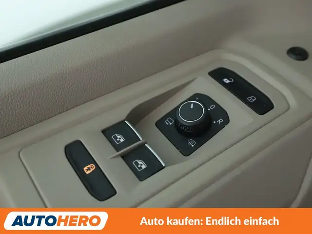 Volkswagen Multivan view 26