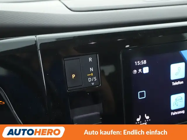 Volkswagen Multivan view 23