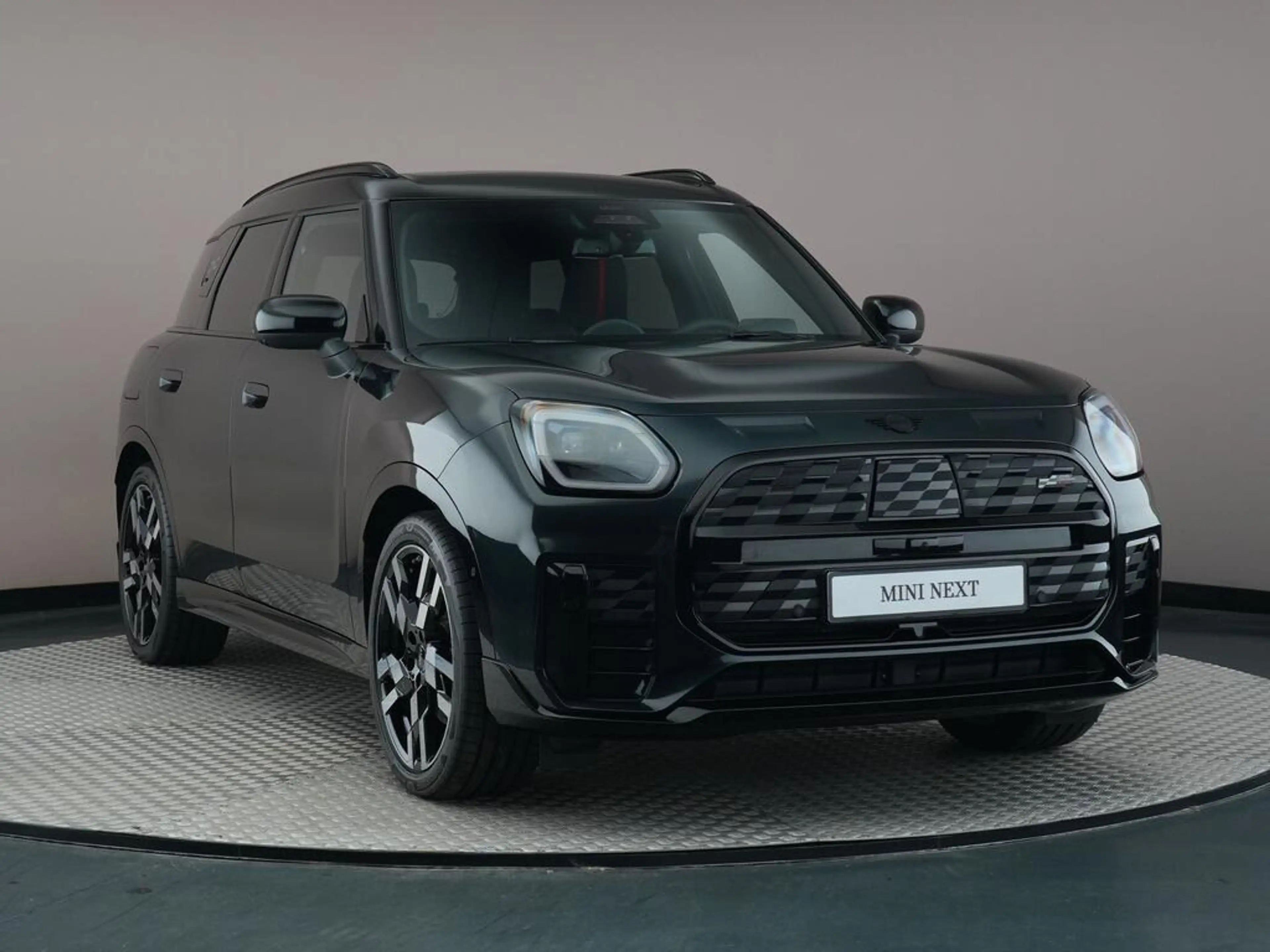 MINI Countryman SE All4 | John Cooper Works XL Trim — photo 6
