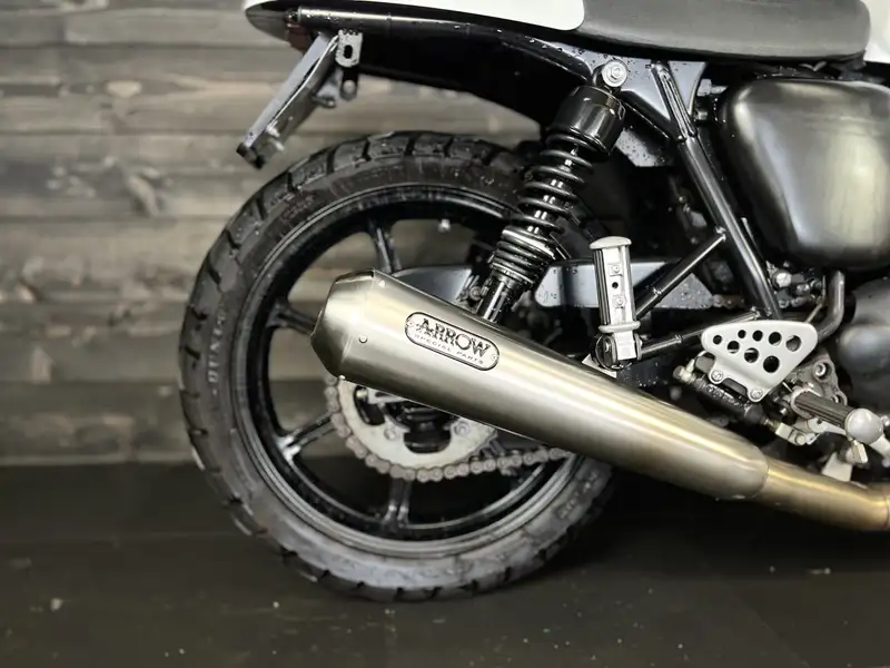 Triumph Bonneville T100 - foto 4