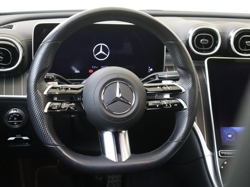 Mercedes-Benz C 300 Estate e AMG Line — photo 10