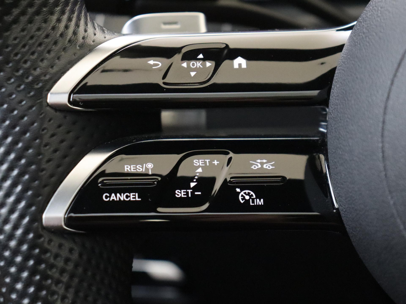 Mercedes-Benz C 300 Estate e AMG Line — photo 13