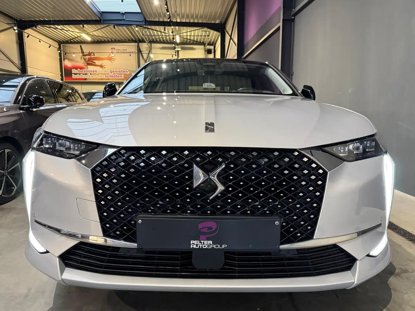 Citroen DS4 1.5 BlueHDi Rivoli LED 360 Camera FULL Grijs - 2