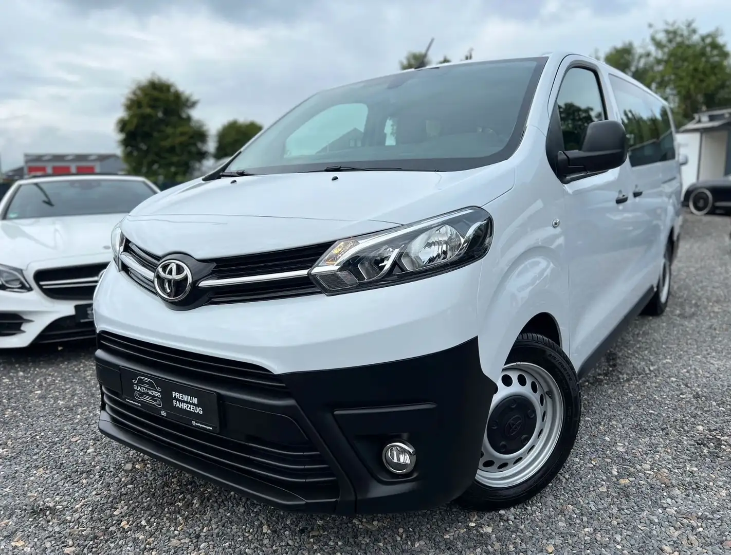 Toyota Proace PROACE L2 COMFORT-LEDER-SHZ-NAVI-AHK-9 SITZE Wit - 1