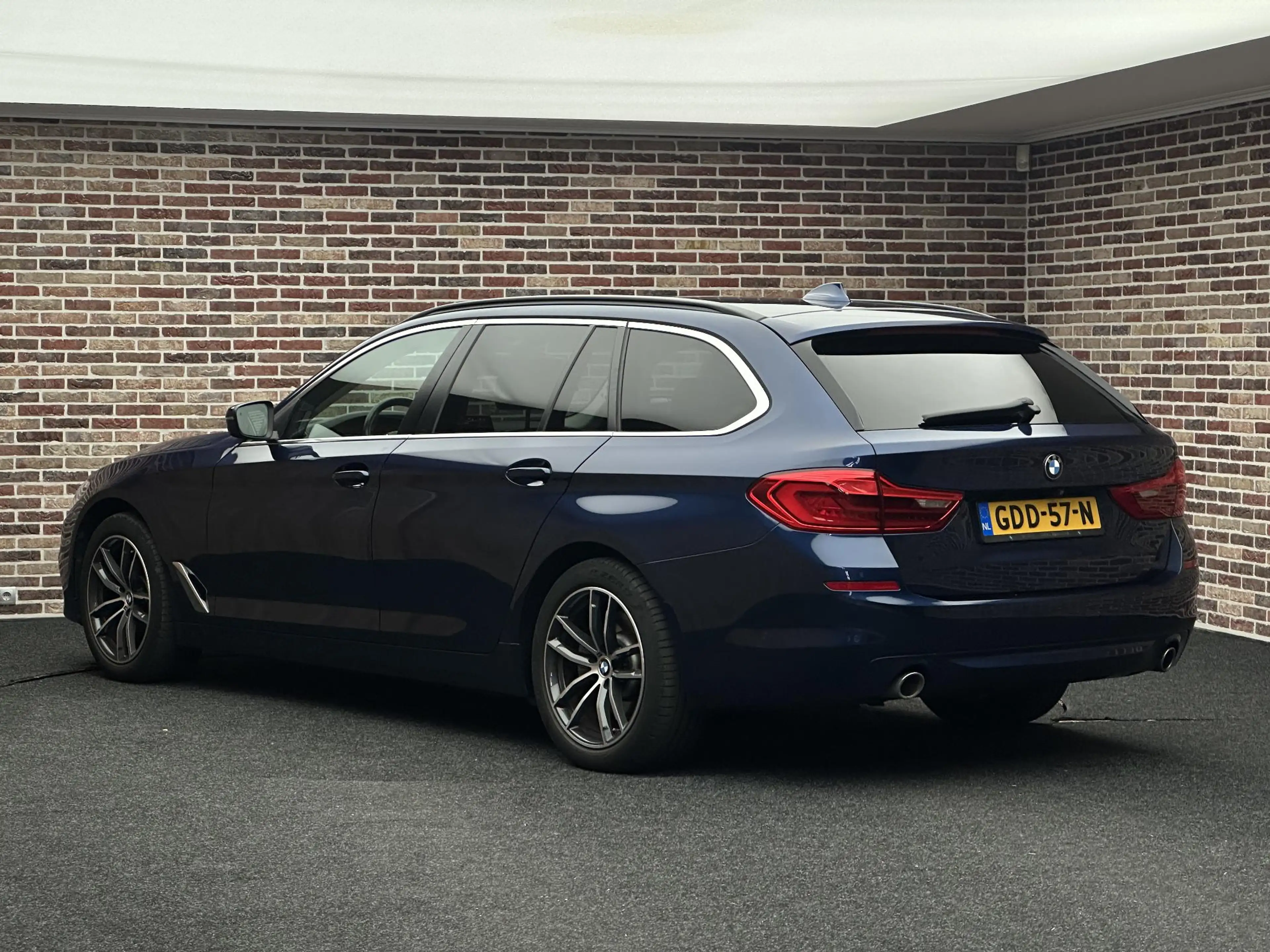 BMW 520 5-serie Touring 520d High Executive Edition Pano| — photo 22