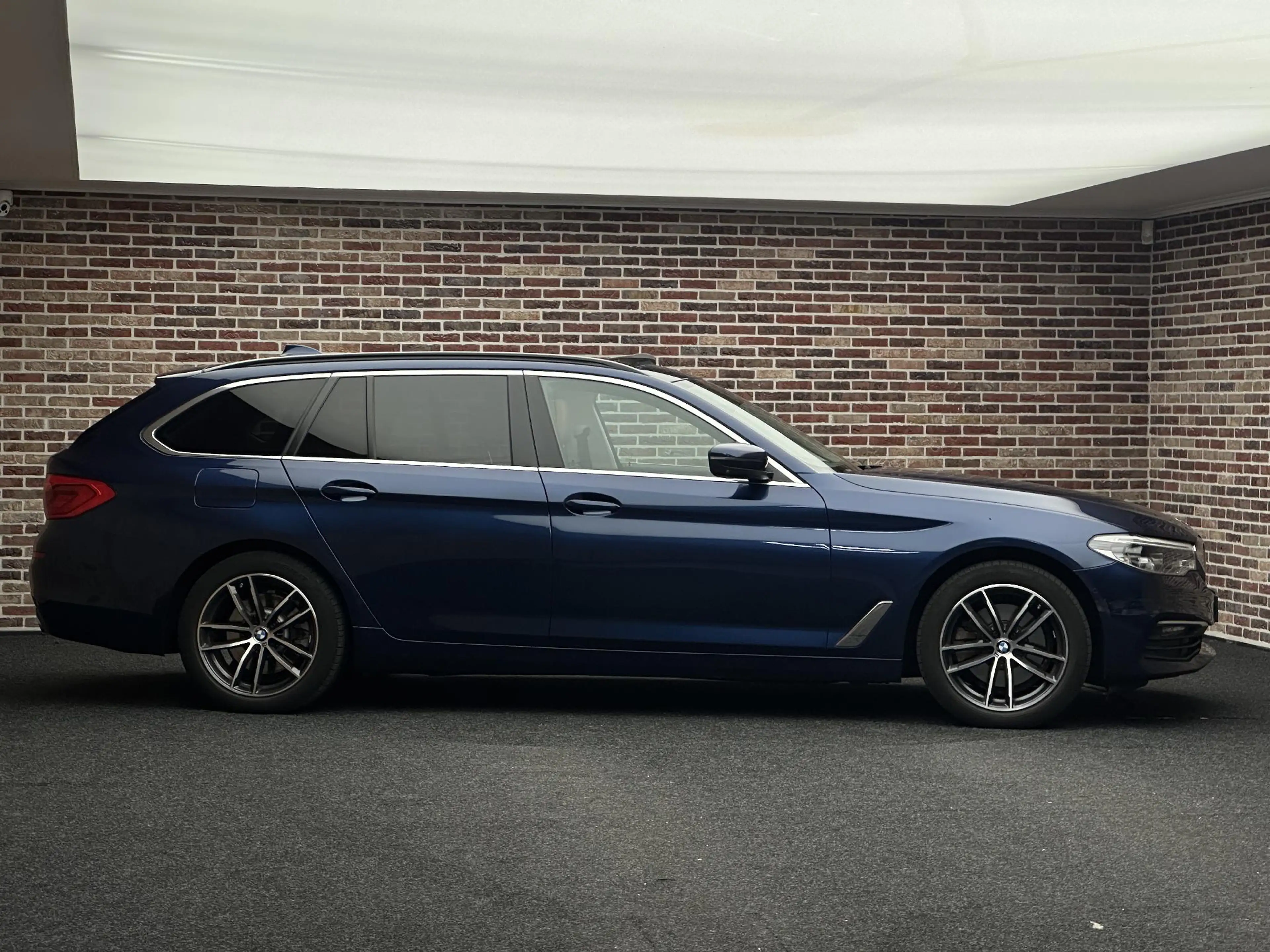 BMW 520 5-serie Touring 520d High Executive Edition Pano| — photo 4