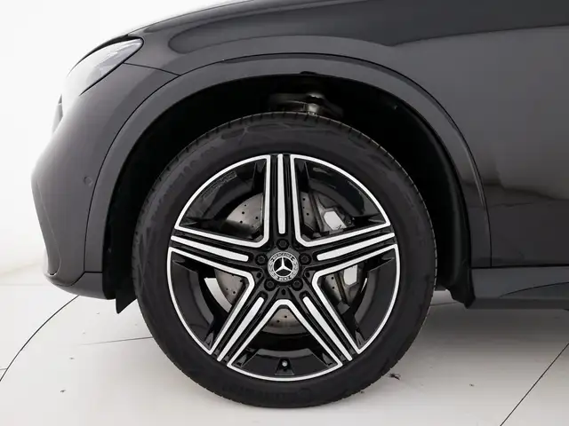 Mercedes-Benz GLC view 7
