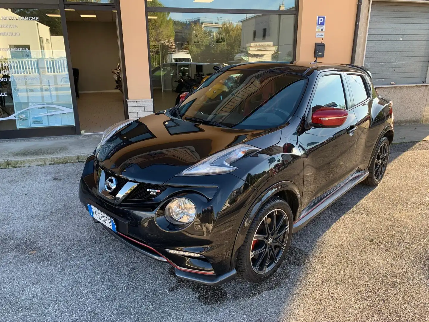 Nissan Juke Juke I 2015 1.6 dig-t Nismo RS 2wd 218cv E6 Nero - 1