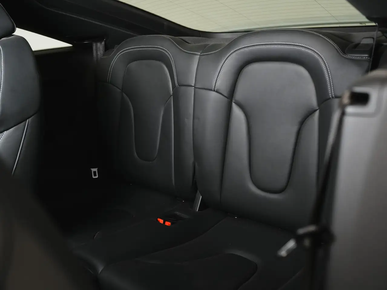 Audi TT RS снимка Audi TT RS