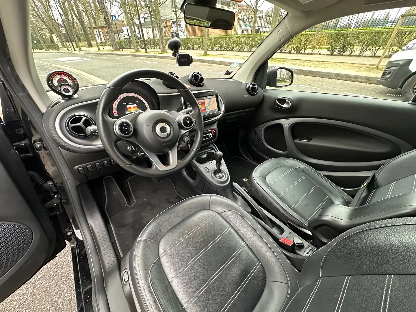 smart forTwo Fortwo Coupé 82 ch Prime Noir - 2