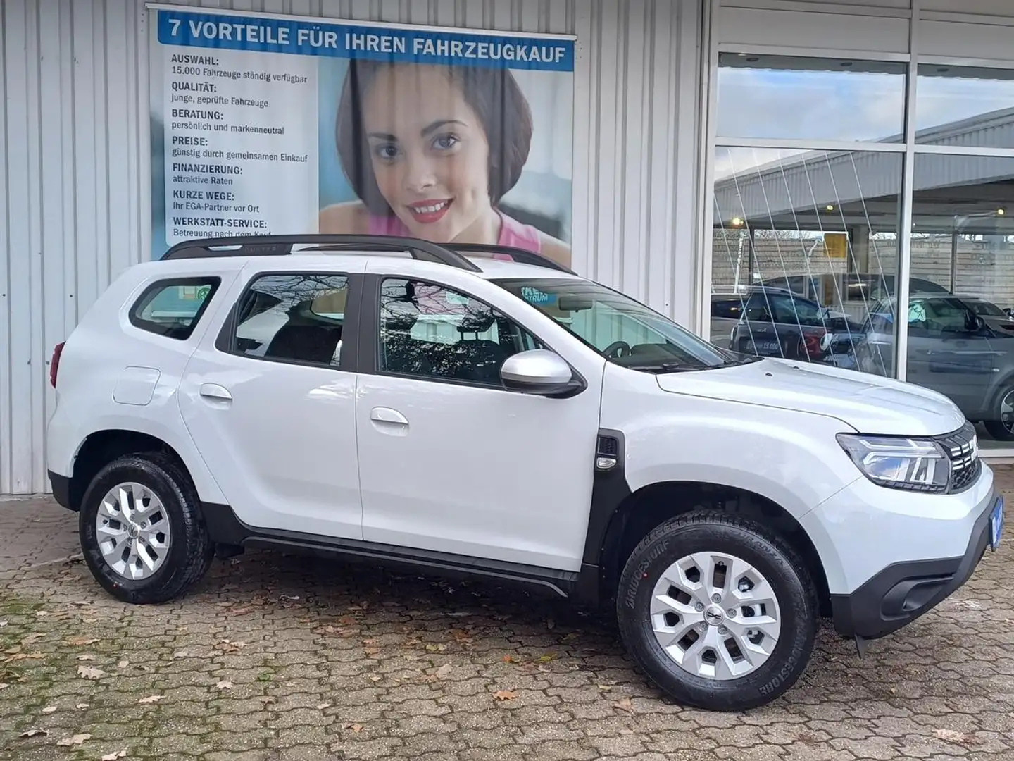 Dacia Duster EXPRESSION MY23 1.0 TCE 100 LPG KLIMA*SHZG*SMART-L Blanc - 1