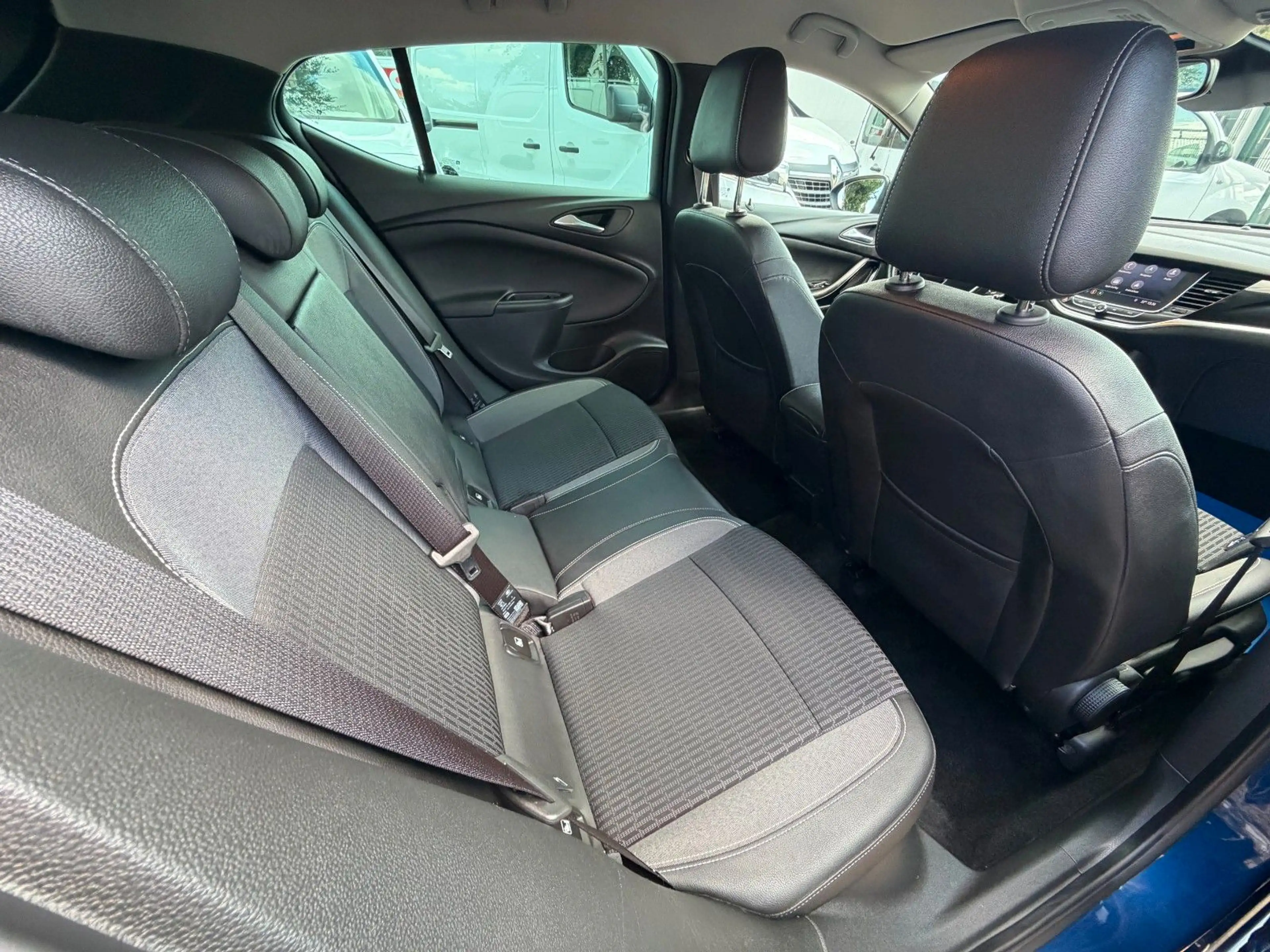Opel Astra K Elegance*2.HD*CarPlay*LHZ*SHZ*TÜV NEU — photo 12