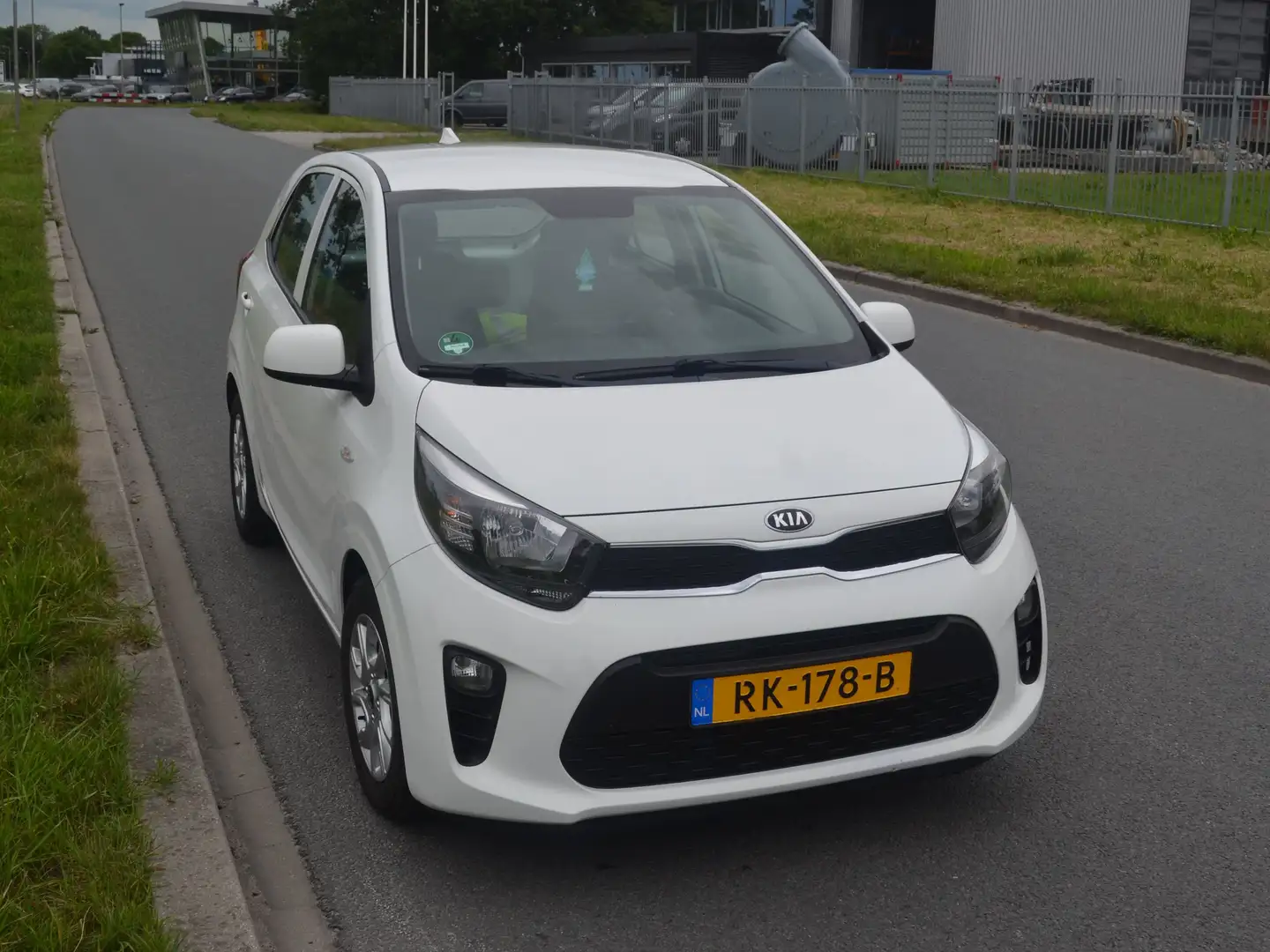 Kia Picanto Picanto 1.0 CVVT Co.Pl.L.Nav Wit - 1