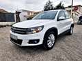 Volkswagen Tiguan 2.0TDI BMT Cross 4x2 110 Wit - thumbnail 1