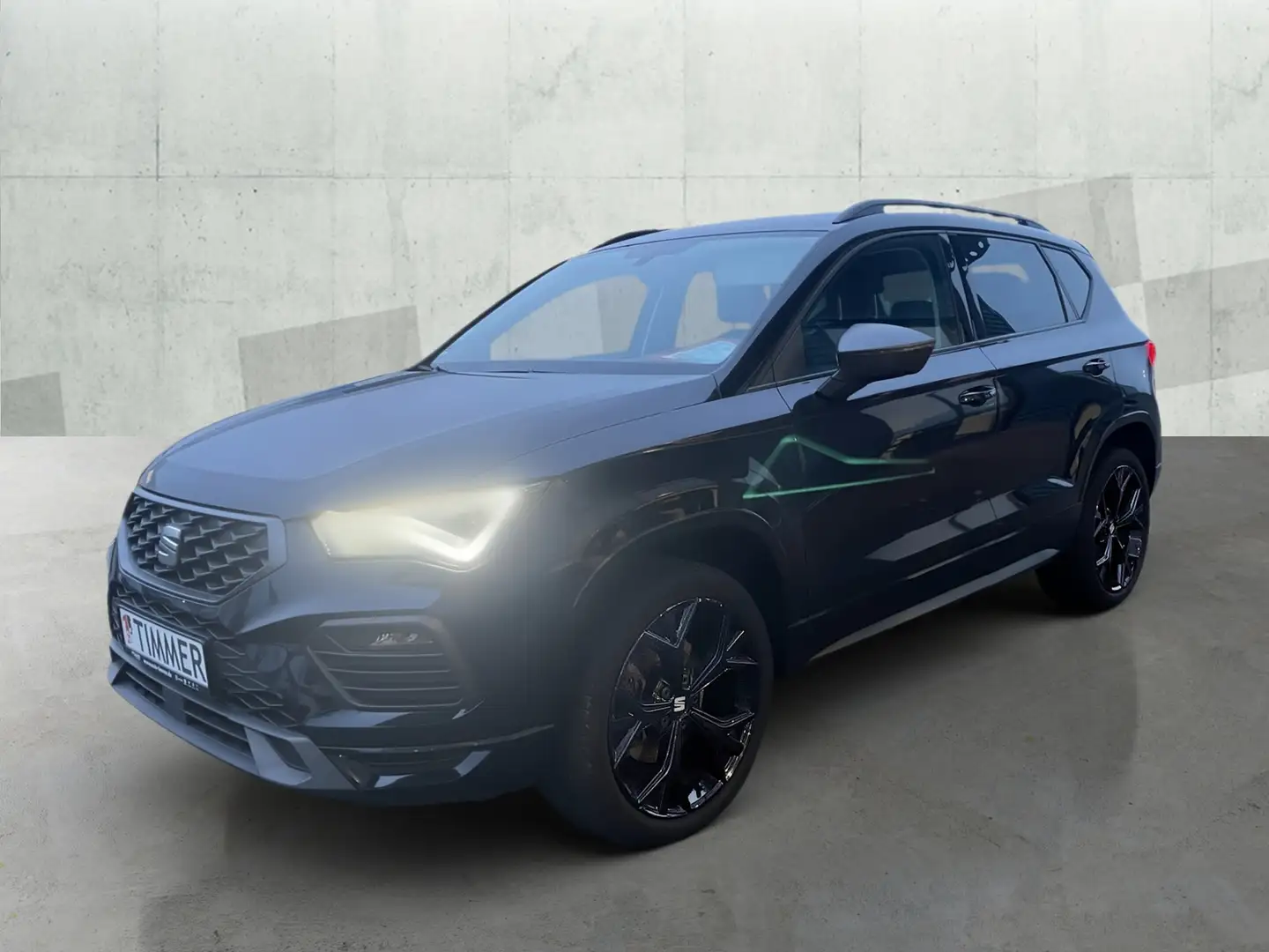 SEAT Ateca 2.0 TDI DSG 4DRIVE FR +LED +RKAM +NAVI +19" +APP Schwarz - 2
