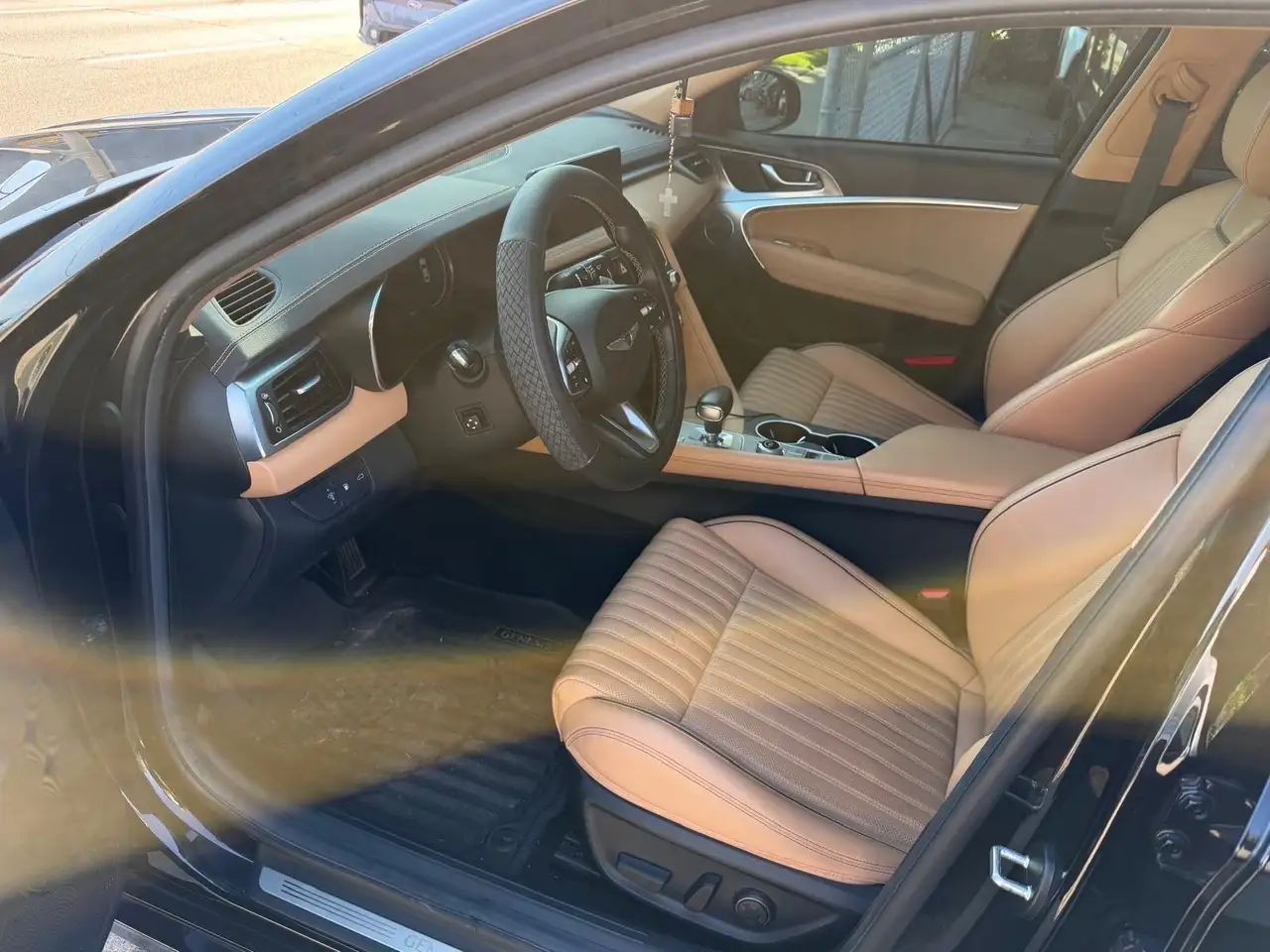 Genesis G70 снимка Genesis G70