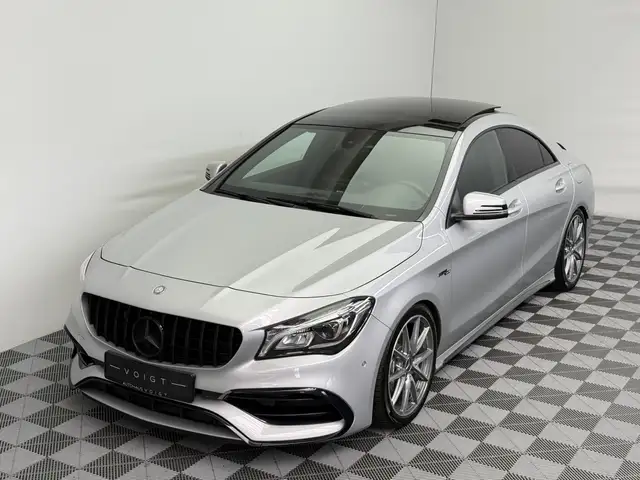 Mercedes-Benz Cla view 2