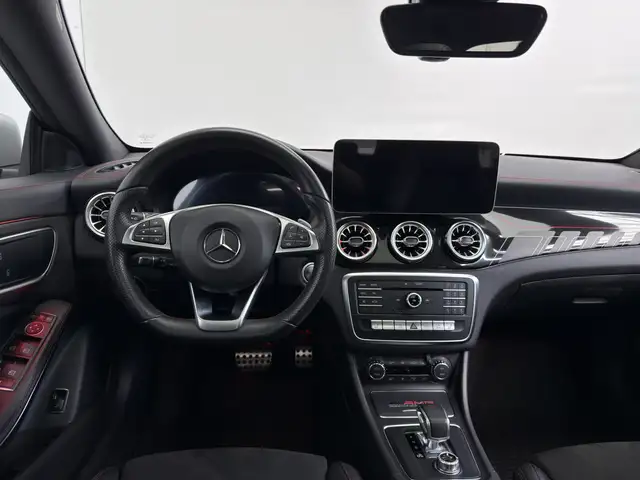 Mercedes-Benz Cla view 11