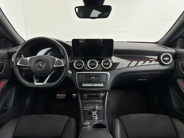Mercedes-Benz Cla view 10
