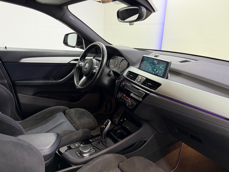 BMW X2 sDrive 18d Aut M Sport Shadow HUD LED NOTB 18 — photo 13