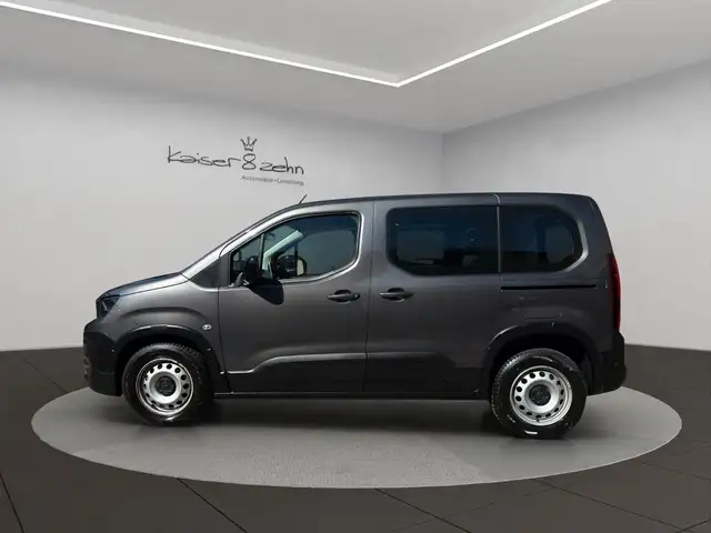 Peugeot Rifter view 2