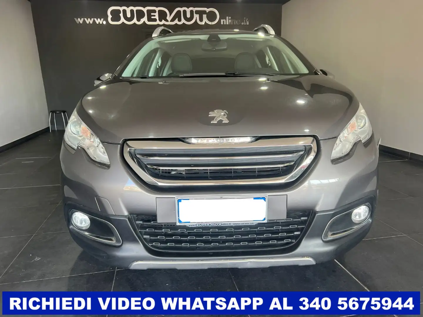 Peugeot 2008 1.6 e-HDi 92 CV Stop&Start Allure Gris - 2