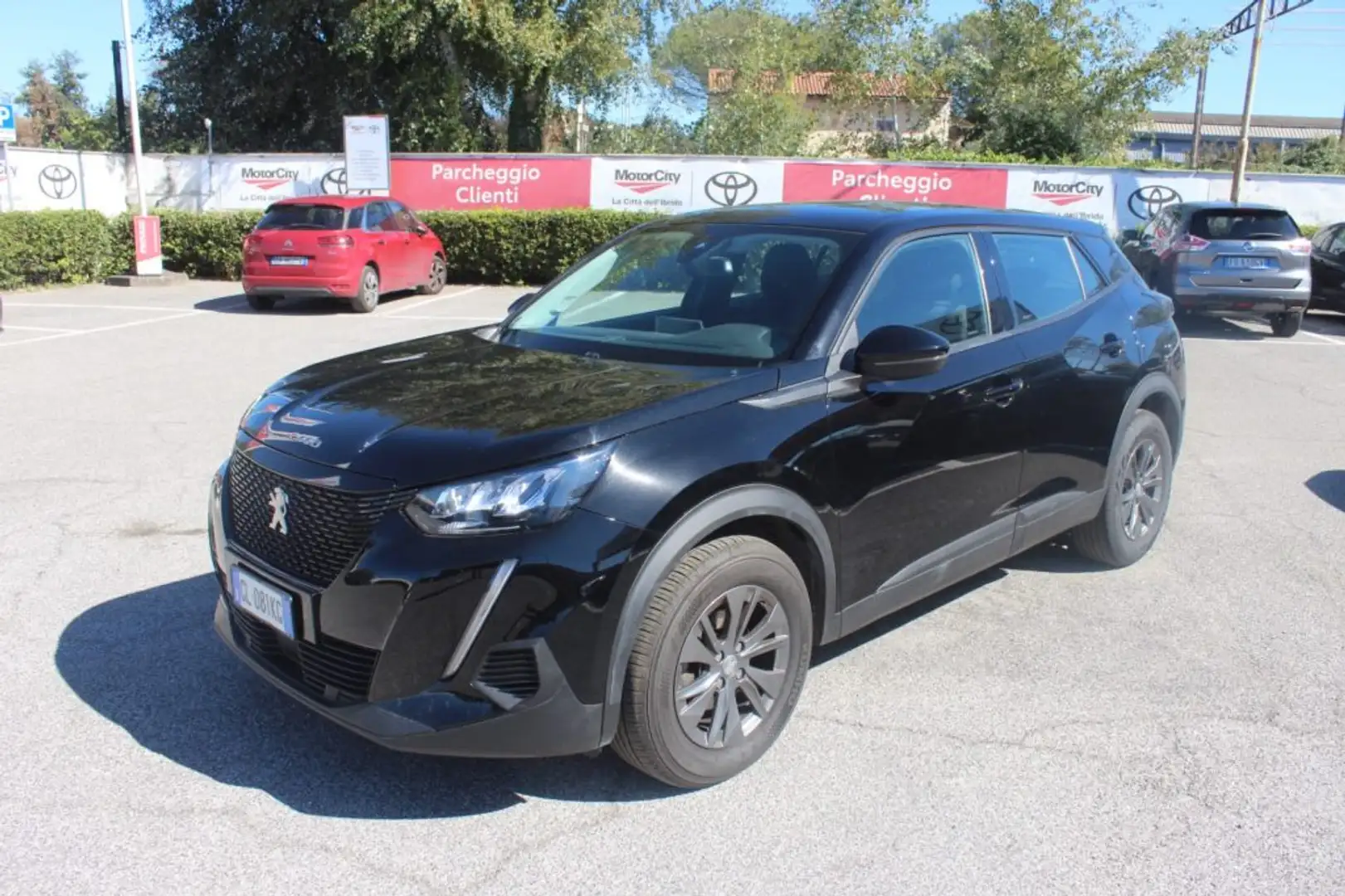 Peugeot 2008 PureTech 100 S&S Active Pack Schwarz - 2