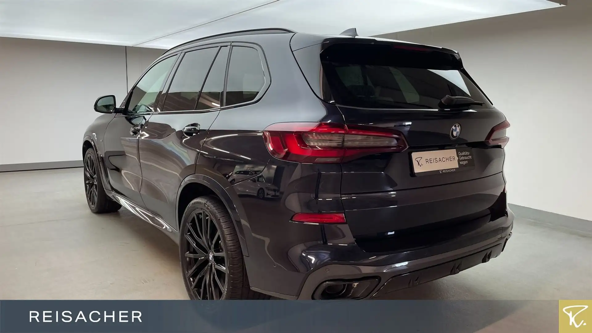 BMW X5 xDrive30d A M-Sport,Pano,AHK,DAProf,StdHzg Schwarz - 2