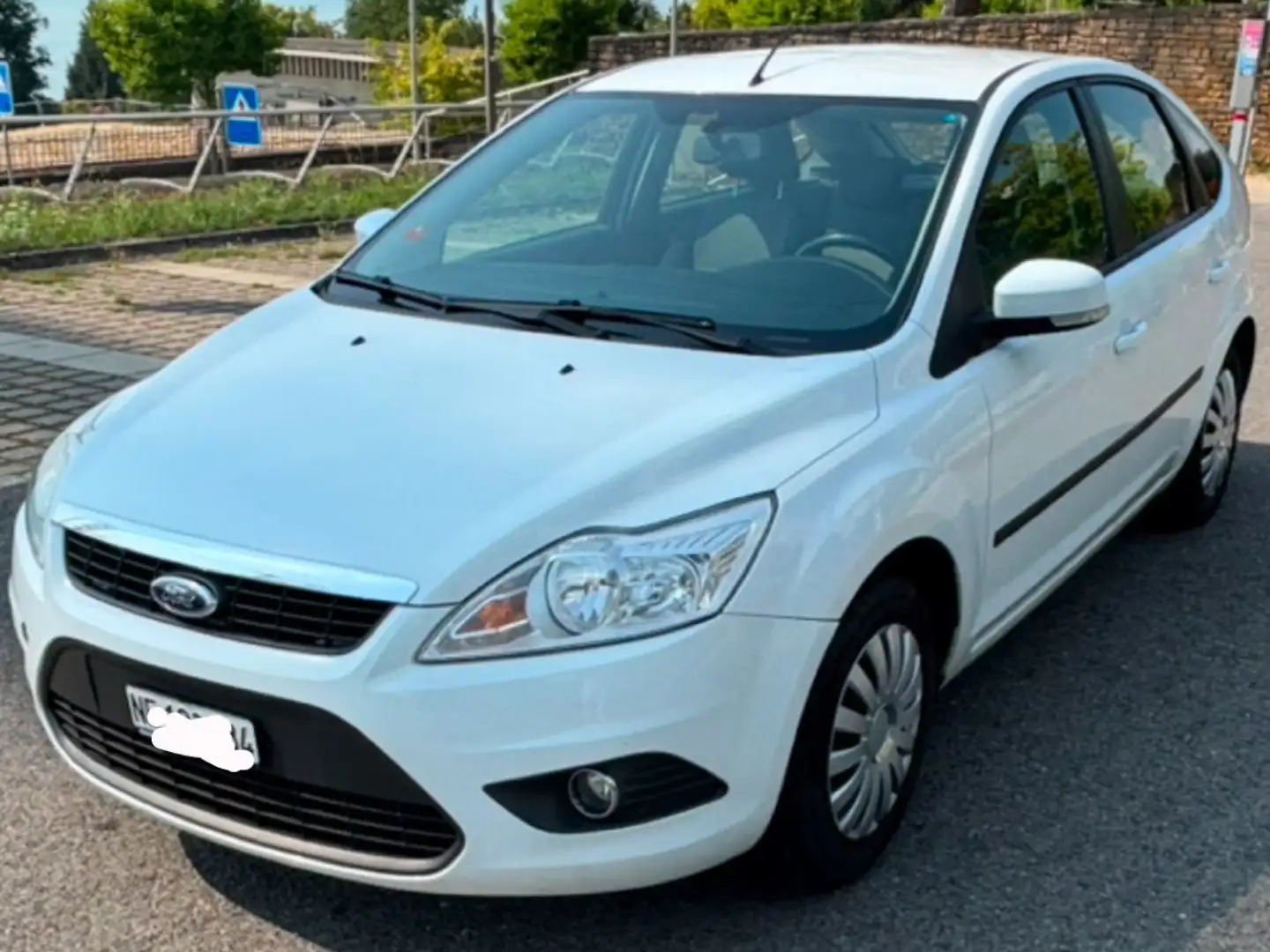 Ford Focus Focus 1.6 Ti-VCT 115 Titanium Blanc - 2
