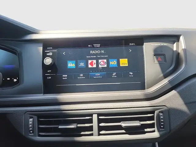 Volkswagen Polo view 12