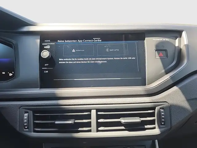 Volkswagen Polo view 13