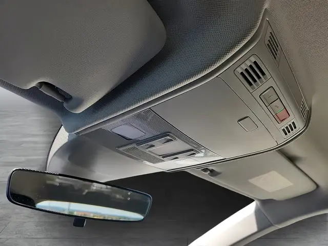 Volkswagen Polo view 8
