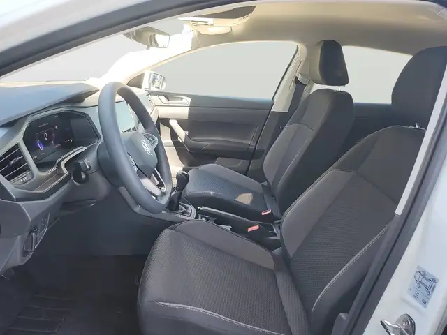 Volkswagen Polo view 7