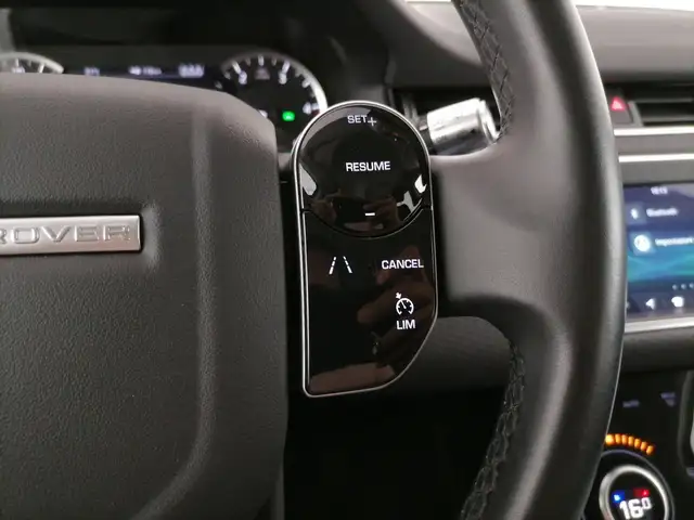 Land Rover Range Rover Evoque view 16