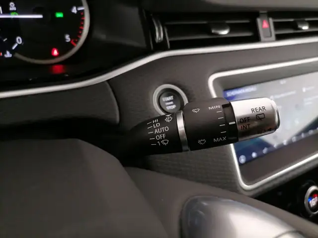 Land Rover Range Rover Evoque view 18
