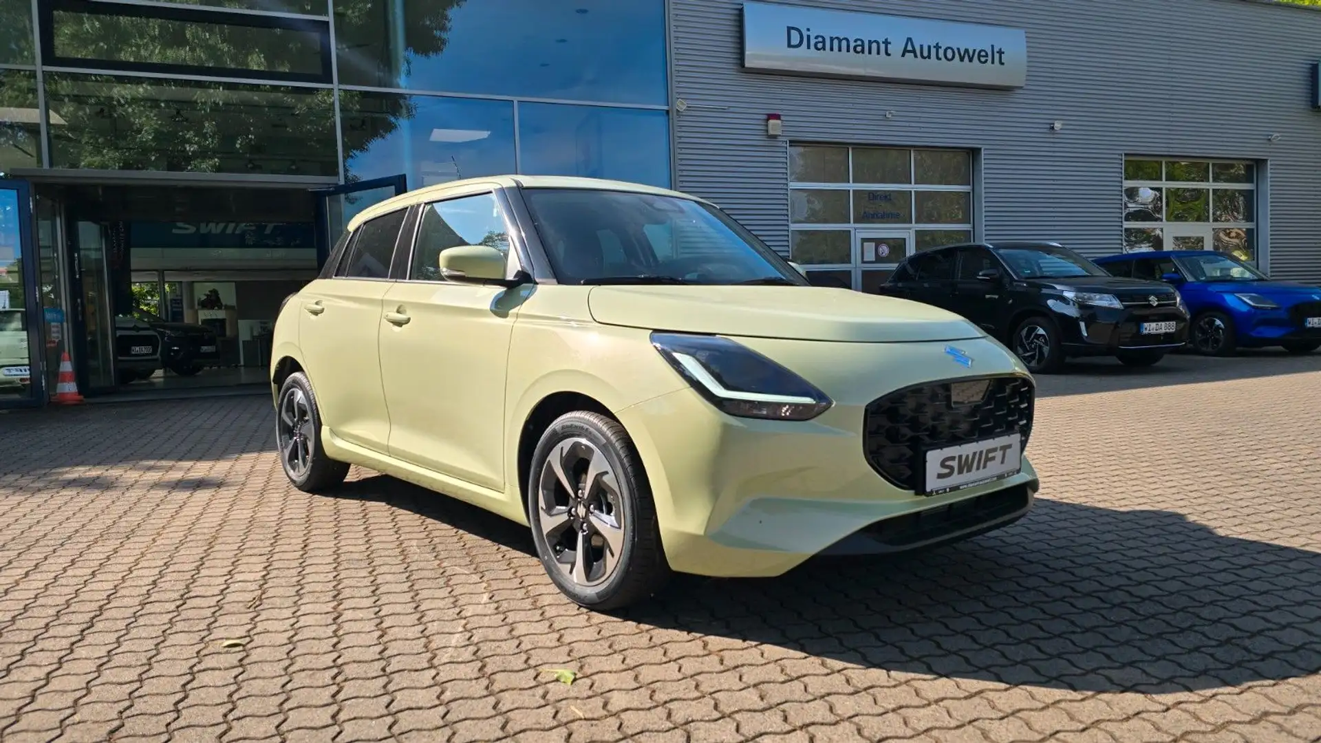 Suzuki Swift 1.2 Comfort+ Hybrid  CVT Gelb - 2