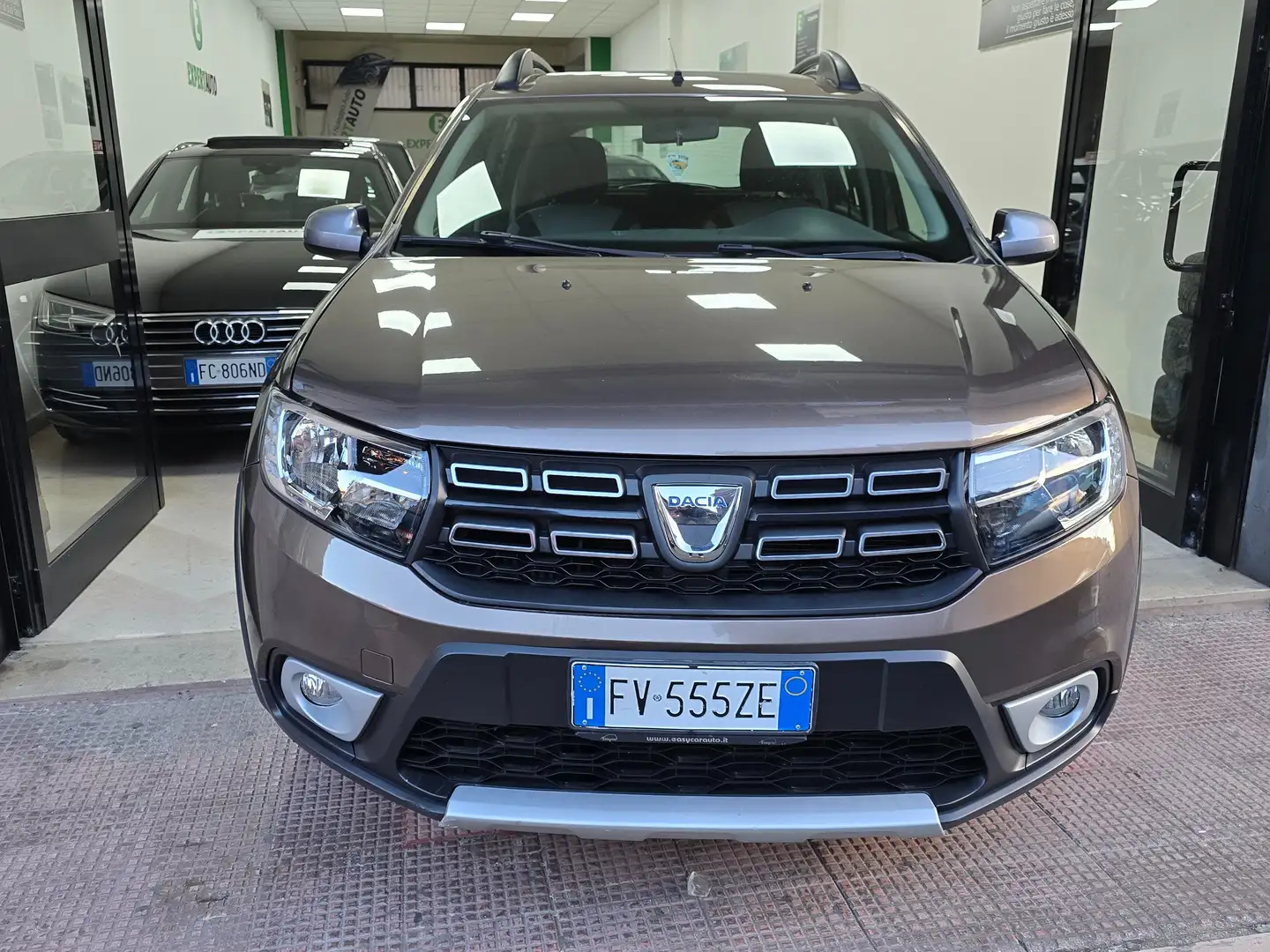 Dacia Sandero Sandero Stepway 0.9 tce turbo Gpl s Beige - 2