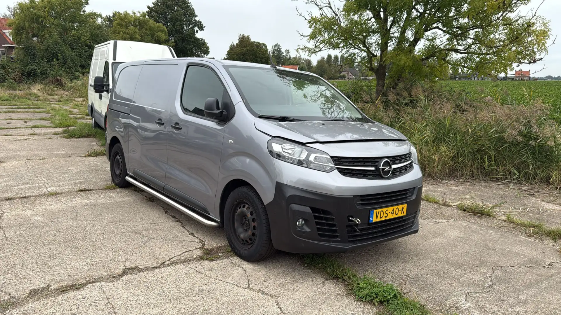 Opel Vivaro 1.5 CDTI L2H1 Edition Grijs - 2