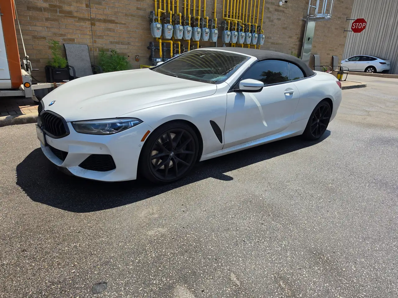 BMW 8 Series снимка BMW 8 Series
