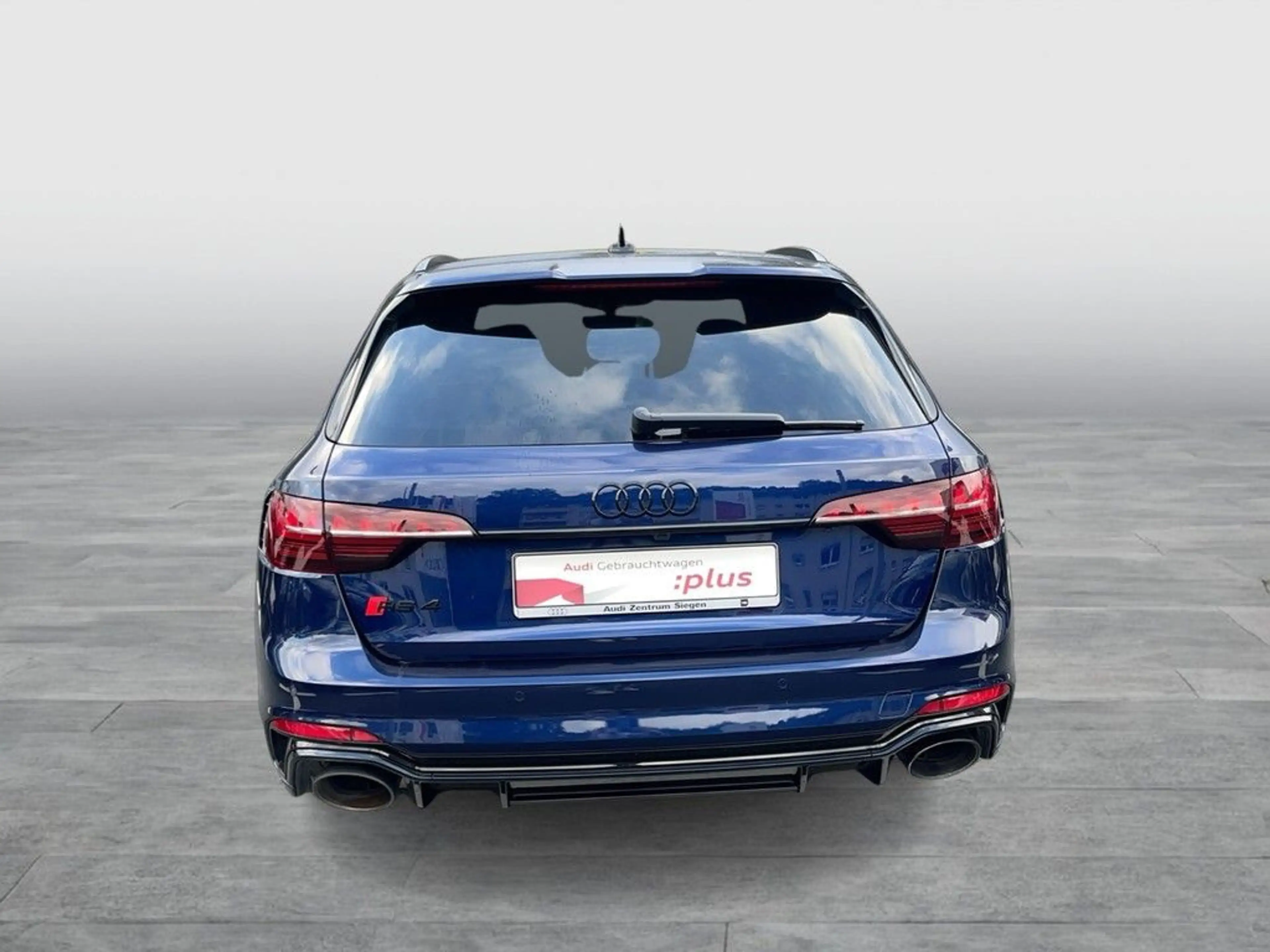 Audi RS4 RS4 Avant 2.9 TFSI quattro Matrix Pano Kamera He — photo 4